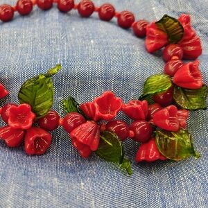 Vintage Venetian/Czech? Red Flowers and Green Leaves Handblown Glass Necklace